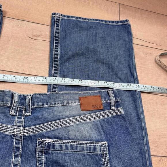 BKE Tyler Men’s Jeans Size 40x33 Newgate Relaxed Fit Bootcut Denim Lined Wash - Picture 9 of 10